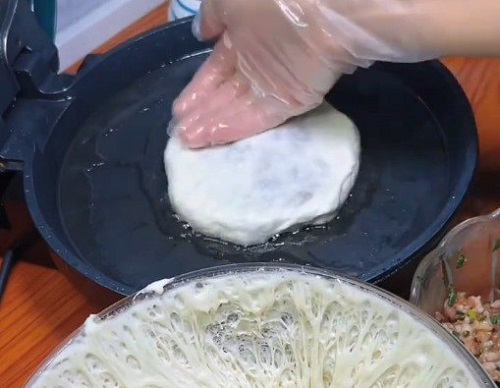 How to Make the Perfect Meat Pie: A Delicious Journey into Culinary Excellence